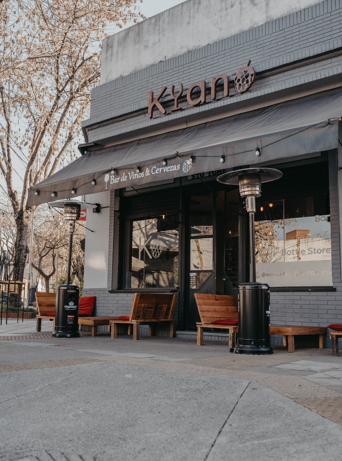 Kiano - Bar de Vinos